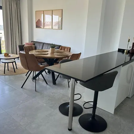 Apartment Camporrosso Ground Floor With Garden
