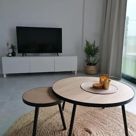 Apartment Camporrosso Ground Floor With Garden